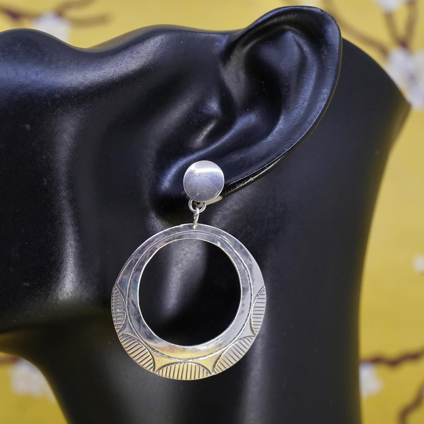 Vintage southwestern Sterling 925 silver handmade textured circle disc earrings