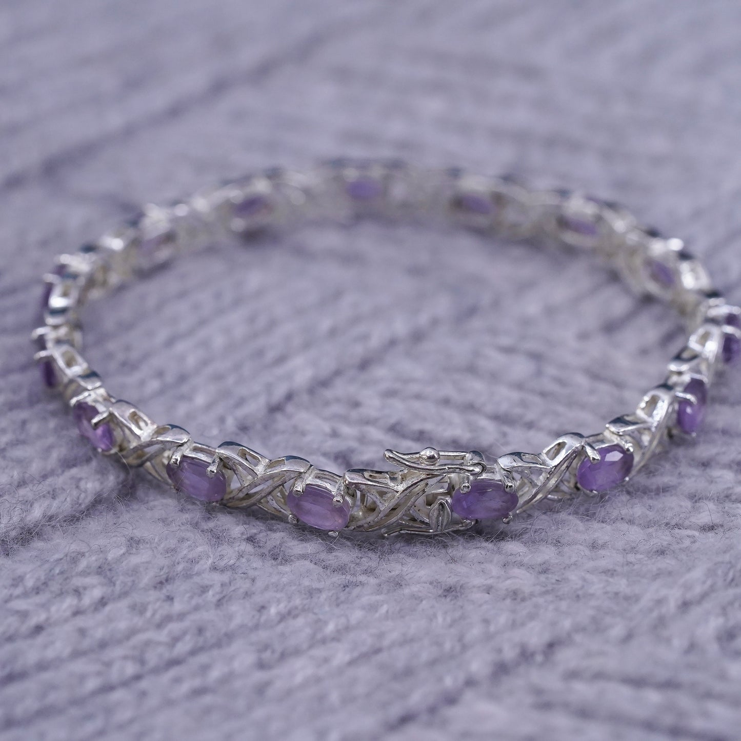 6.75", vintage Sterling 925 silver tennis bracelet with amethyst