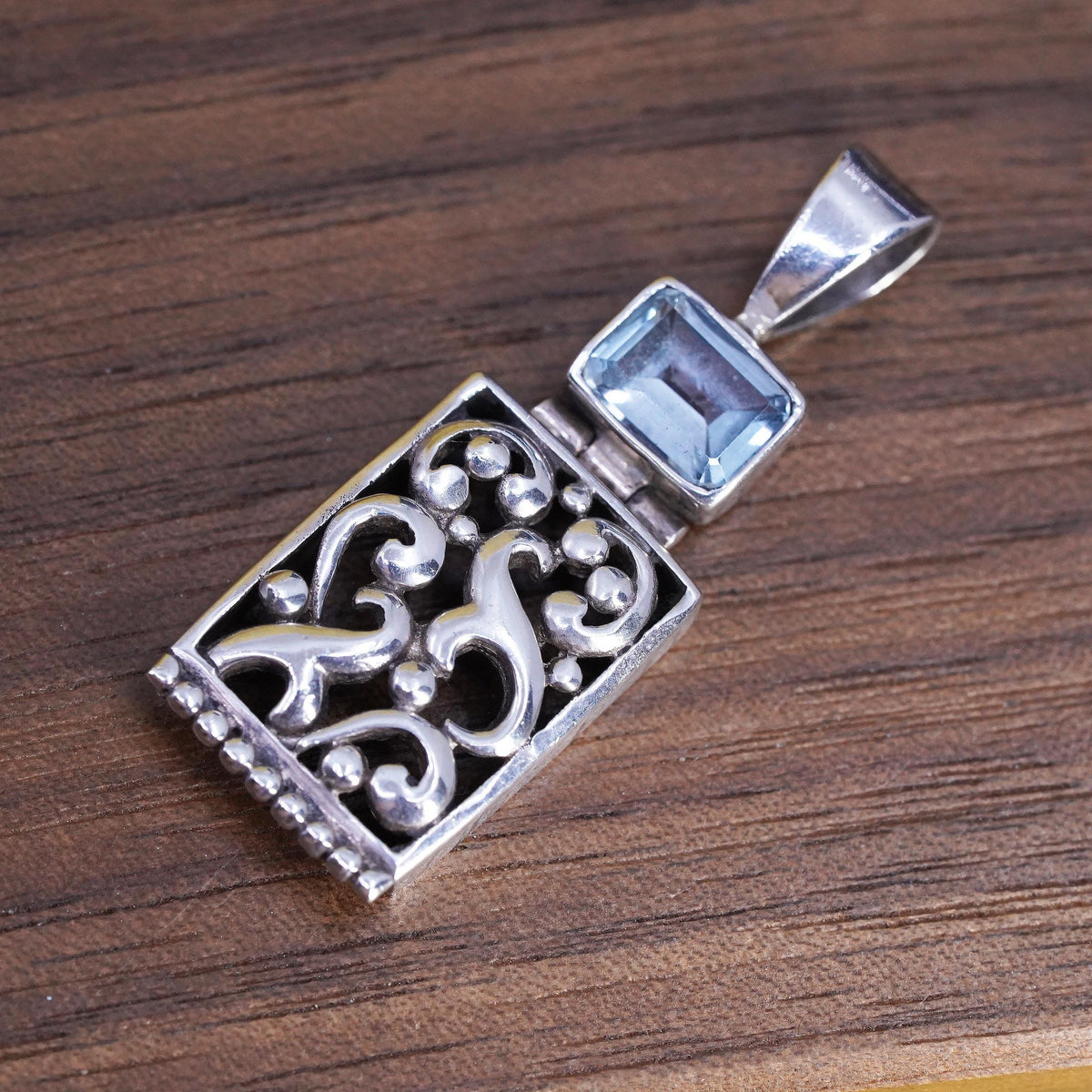 Vintage Sterling silver handmade pendant, 925 filigree rectangular with topaz