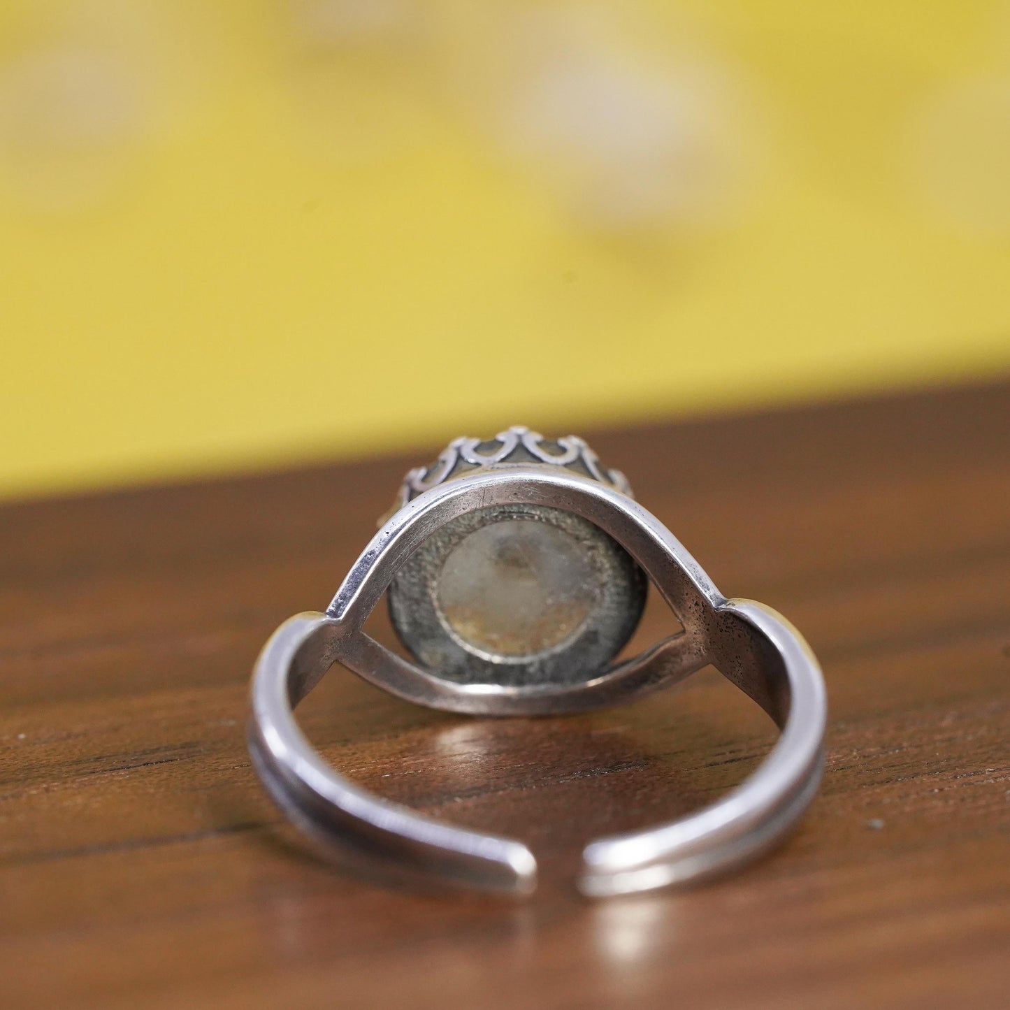 Size 8, vintage Sterling 925 silver handmade open ring with flower glass