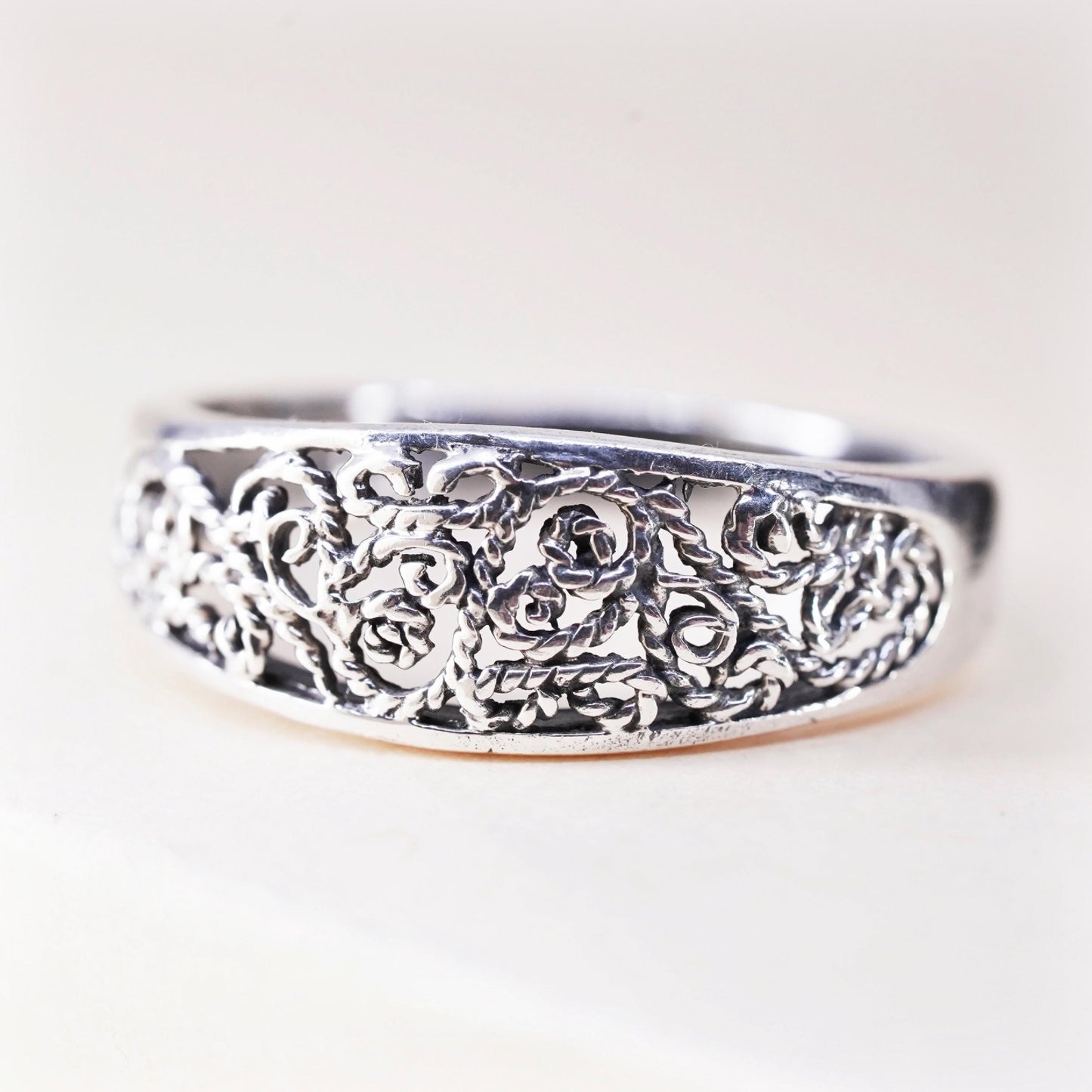 Size 9, Vintage sterling silver handmade filigree ring, 925 band