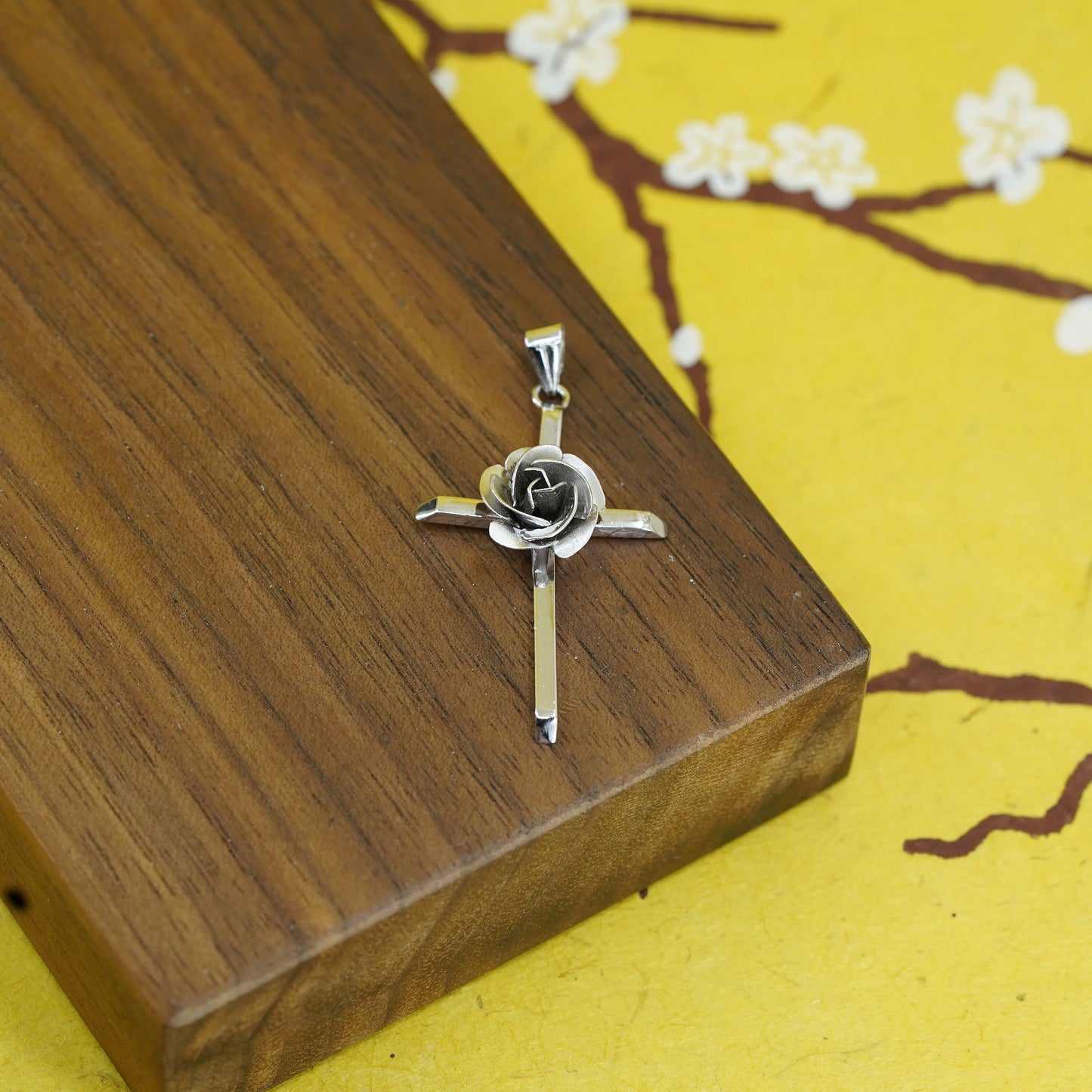 Vintage Sterling silver handmade pendant, 925 cross with rose flower