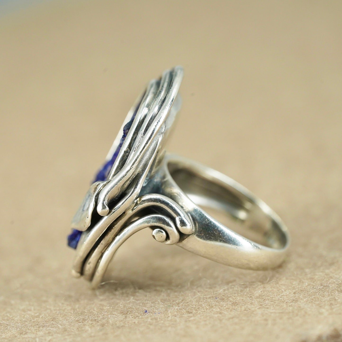 Size 7, Unikat Sterling 925 silver ring with blue druzy glittering stone