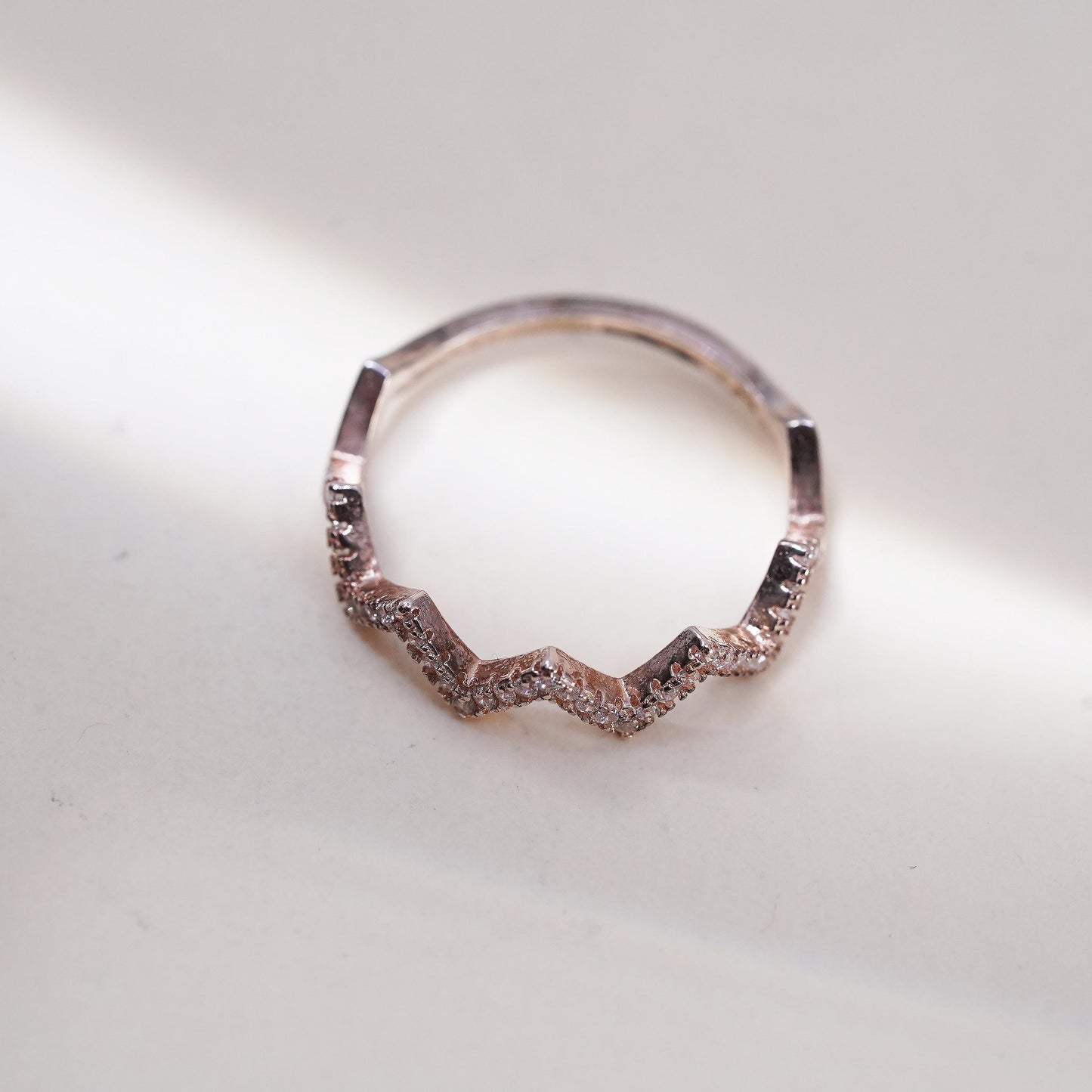 Size 7.25, vermeil rose gold Sterling silver ring, 925 zigzag band cluster Cz