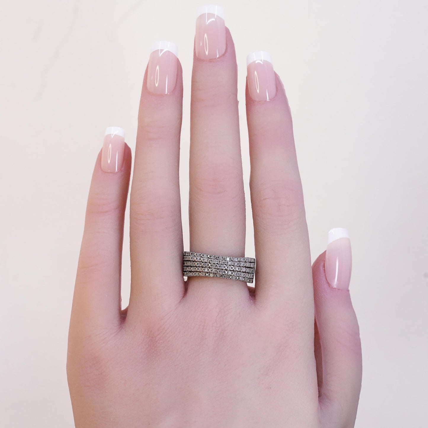 Size 8, Vintaged Designer DBJ sterling 925 silver ribbed ring cluster diamonds