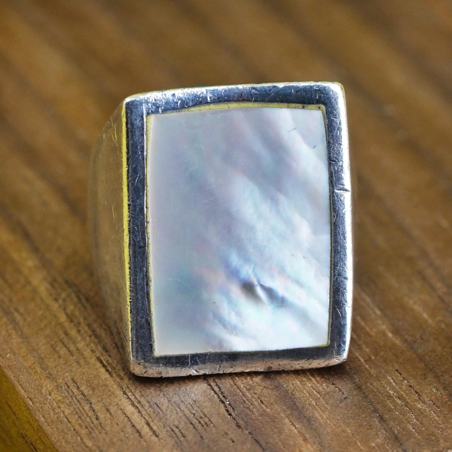 Size 7.5, Sterling silver ring, southwestern style, 925 band mother of pearl