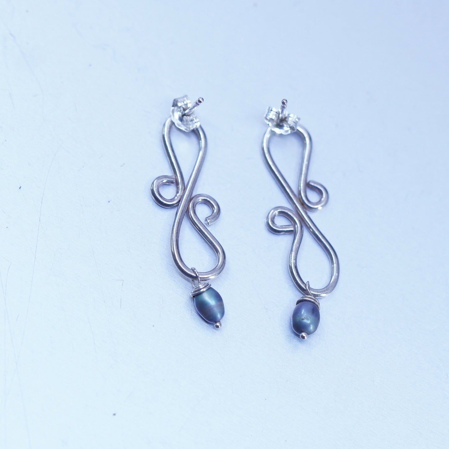 Vintage Sterling 925 silver handmade spiral earrings with black pearl