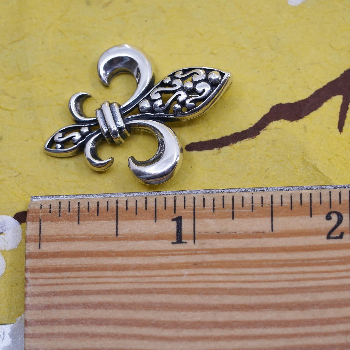 Vintage French symbol sterling 925 silver filigree the fleur-de-lis pendant