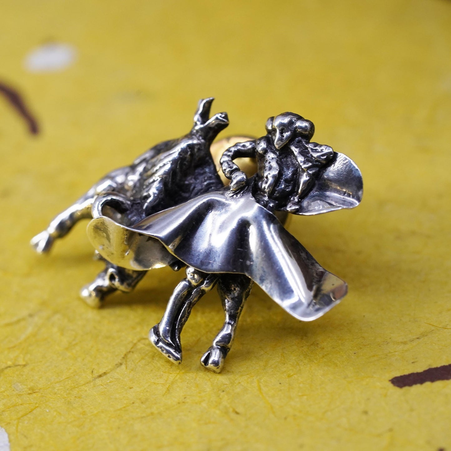 Vintage handmade sterling 925 silver matador bull brooch, pin