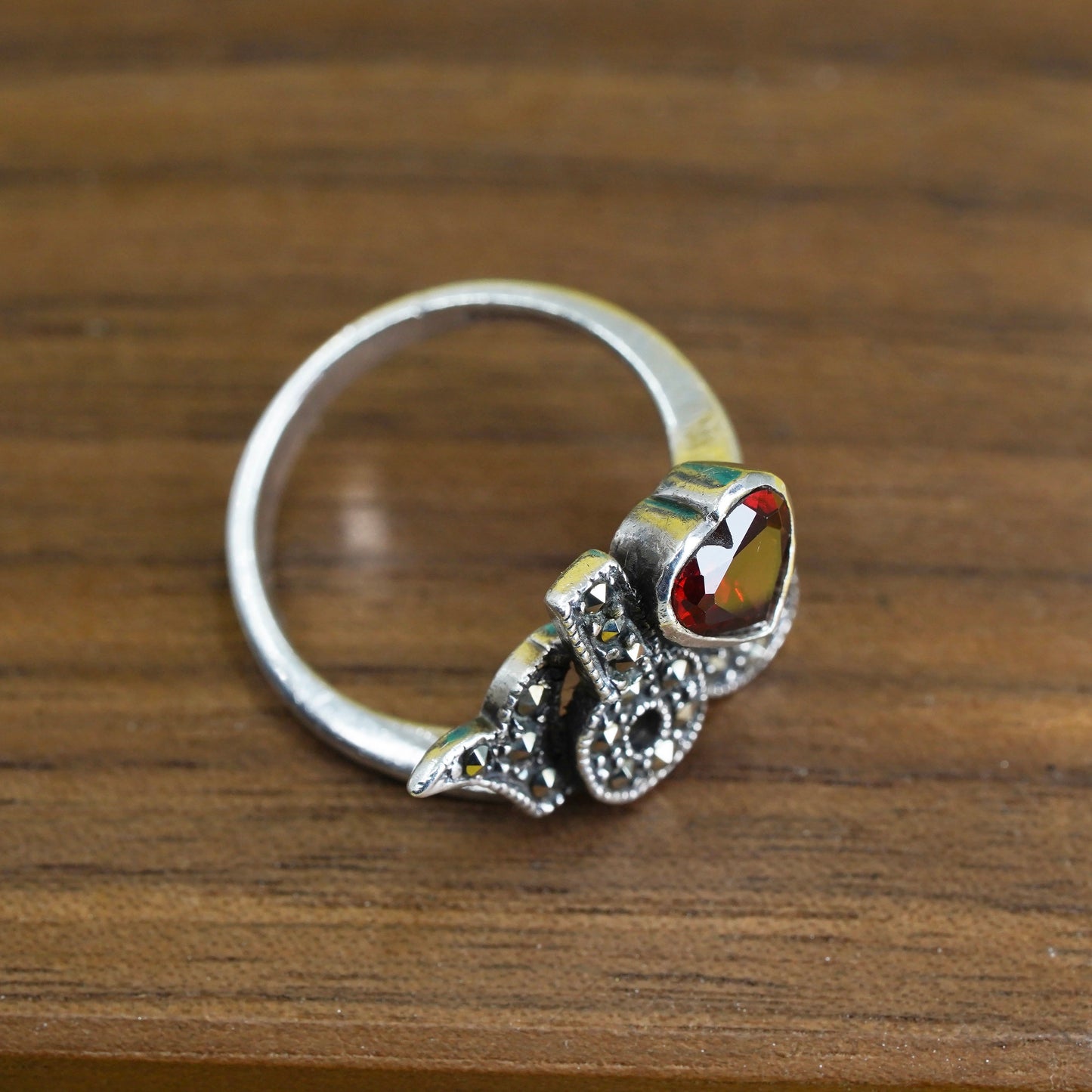 Size 6, VTG sterling silver ring, 925 "i love you" band ruby heart marcasite