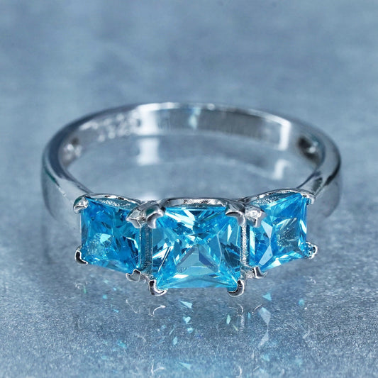 Size 4, vintage Sterling 925 silver handmade ring with blue topaz