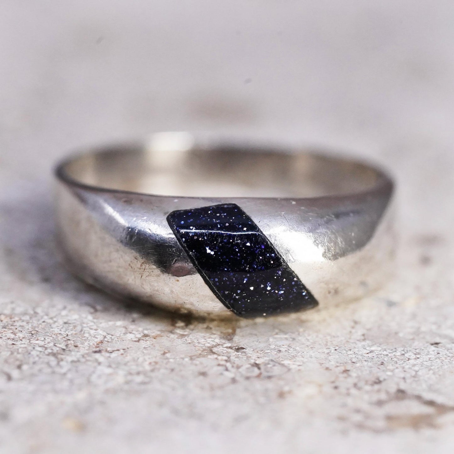Size 3.5, Mexican Sterling 925 silver handmade ring glittering enamel inlay