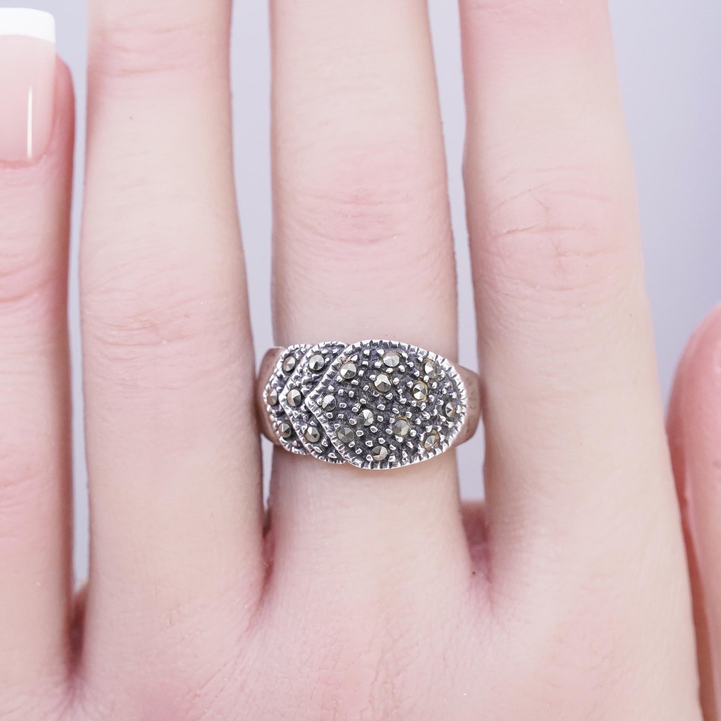 Size 8.25, VTG southwestern Sterling 925 silver ring, band w/ cluster marcasite