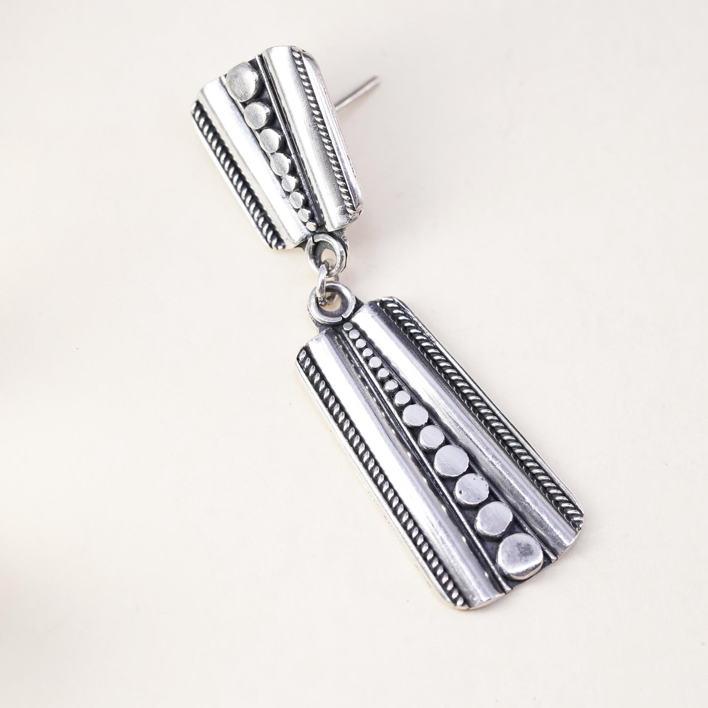 vintage southwestern sterling silver 925 handmade single bead earring