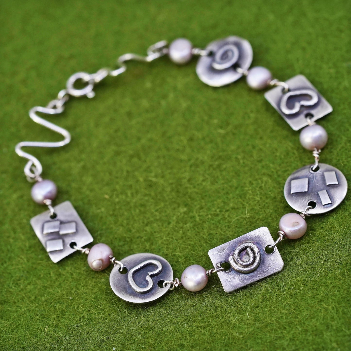 7", sterling silver handmade bracelet, 925 disc embossed heart with pearl beads
