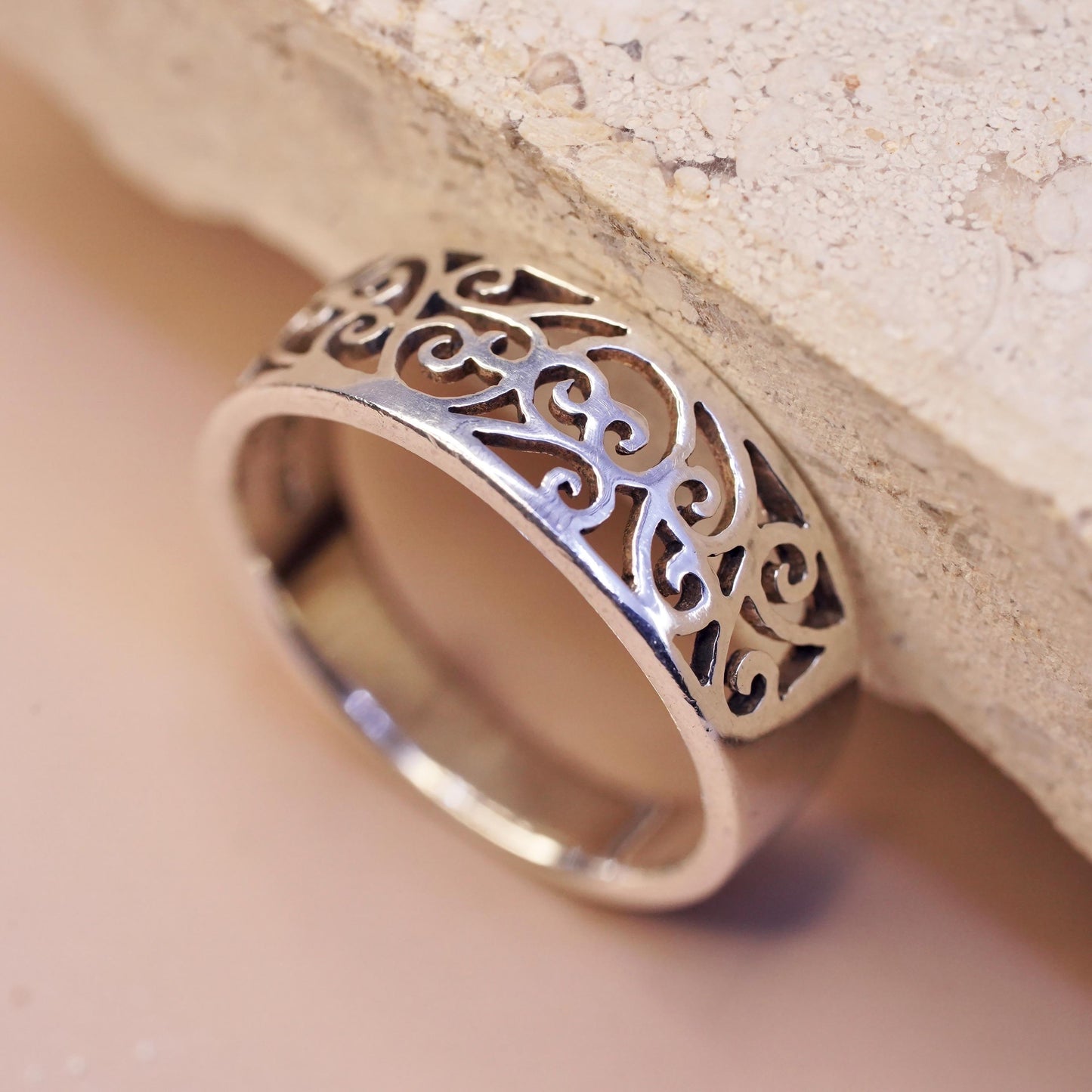 Size 6, vintage Sterling silver handmade ring, 925 Filigree swirl band
