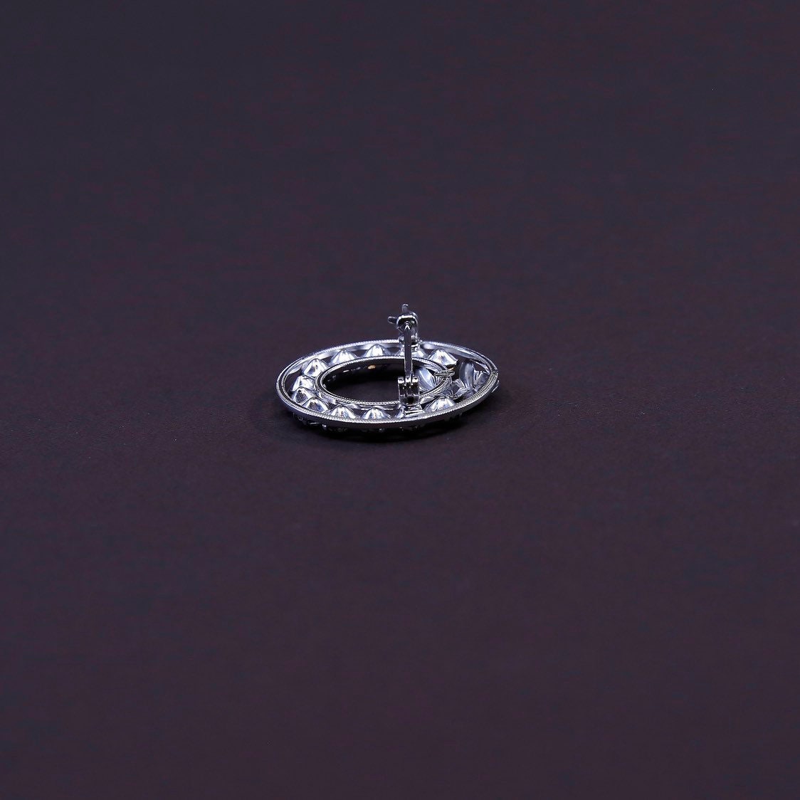 Vintage sterling 925 silver flower circle brooch with crystal and leaves