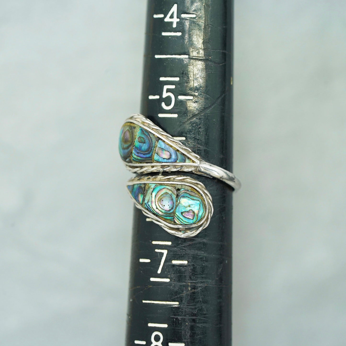Size 6, Taxco Mexican Sterling 925 silver handmade ring with teardrop abalone