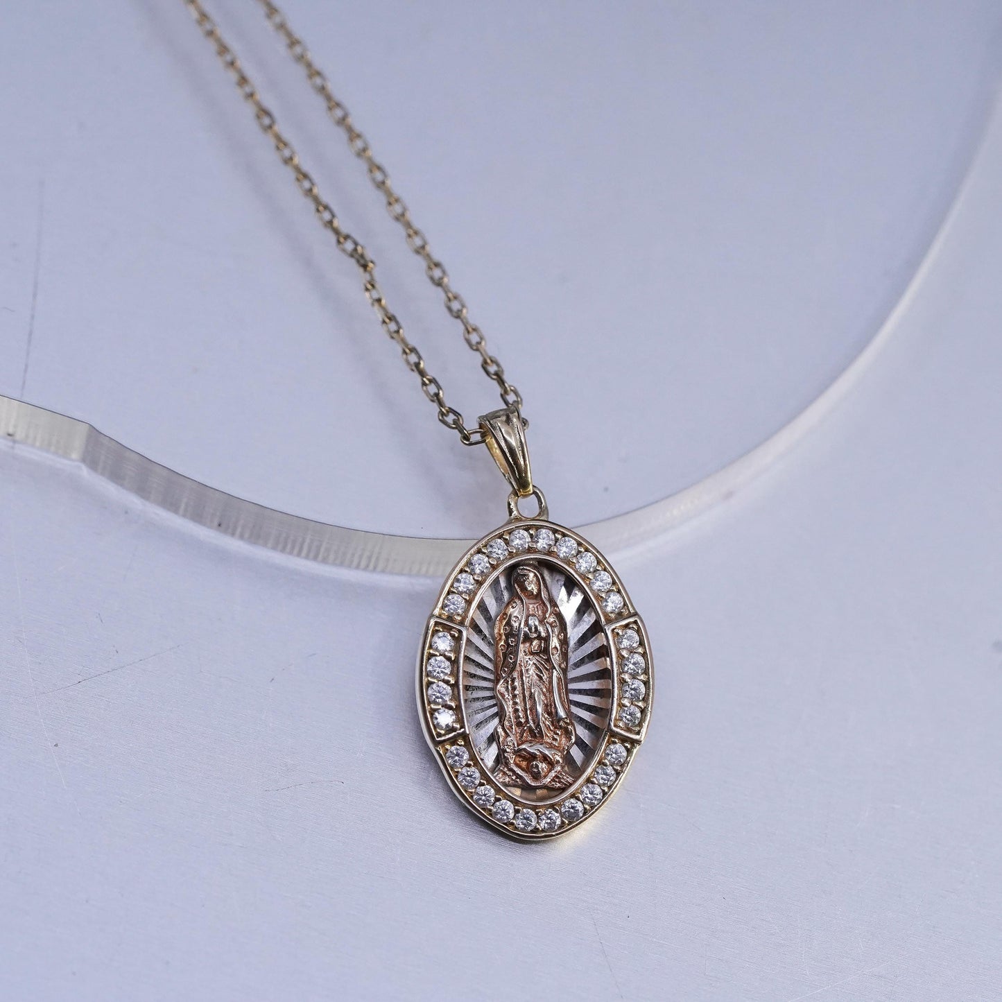 18" vermeil gold sterling 925 silver circle chain necklace Virgin Mary pendant