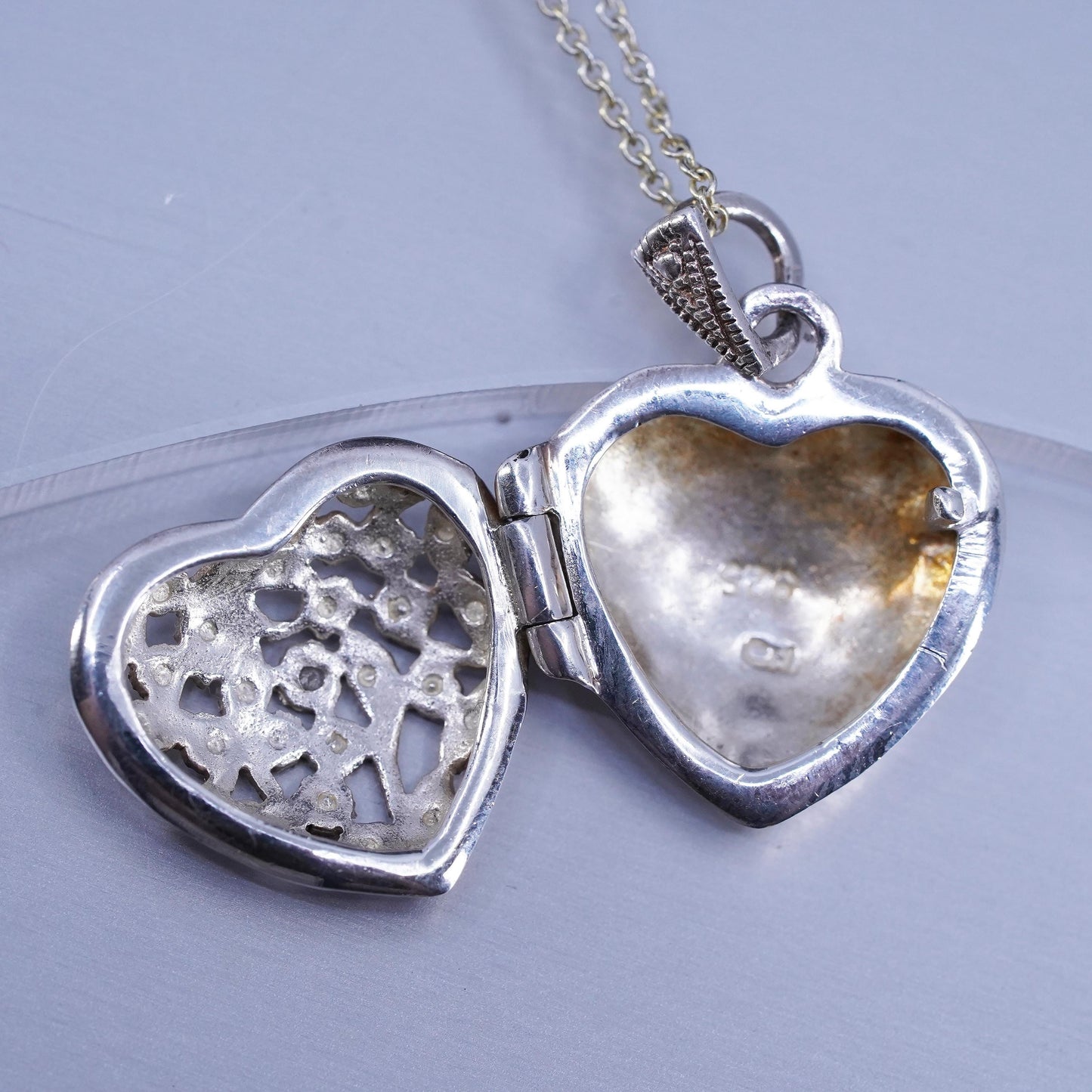 18”, Sterling 925 silver circle chain necklace with heart photo locket pendant