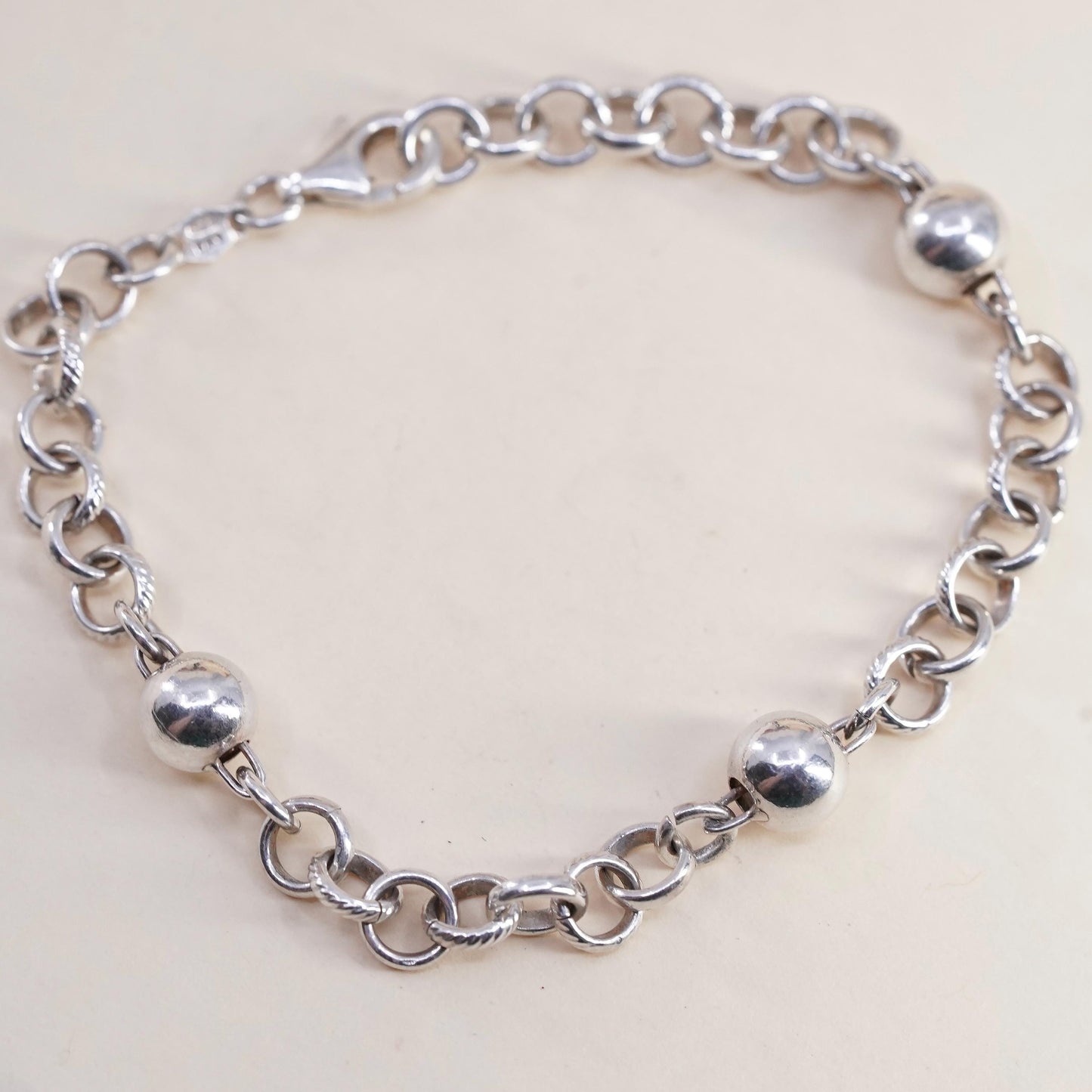 6.75", vintage 925 Sterling silver circle bracelet with 7mm beads