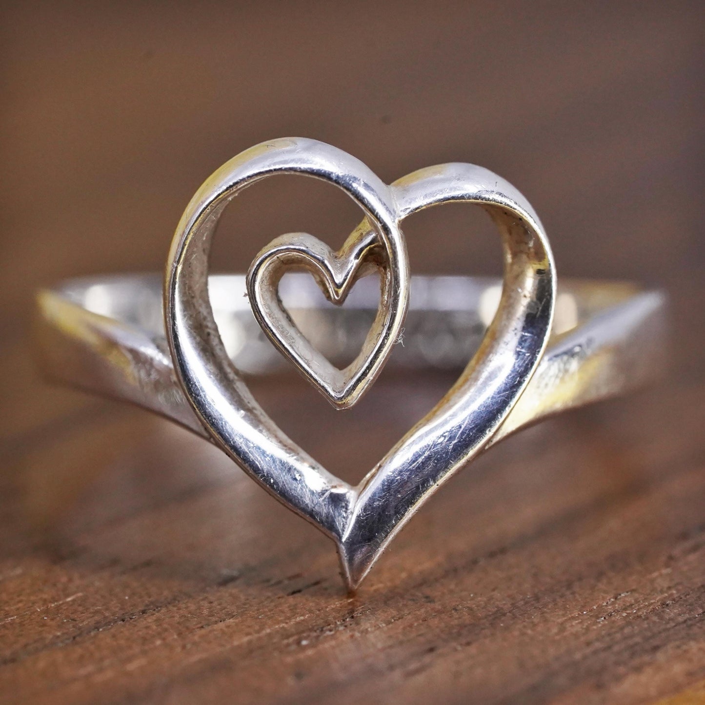 Size 9, Vintage sterling silver handmade ring, filigree heart 925 band