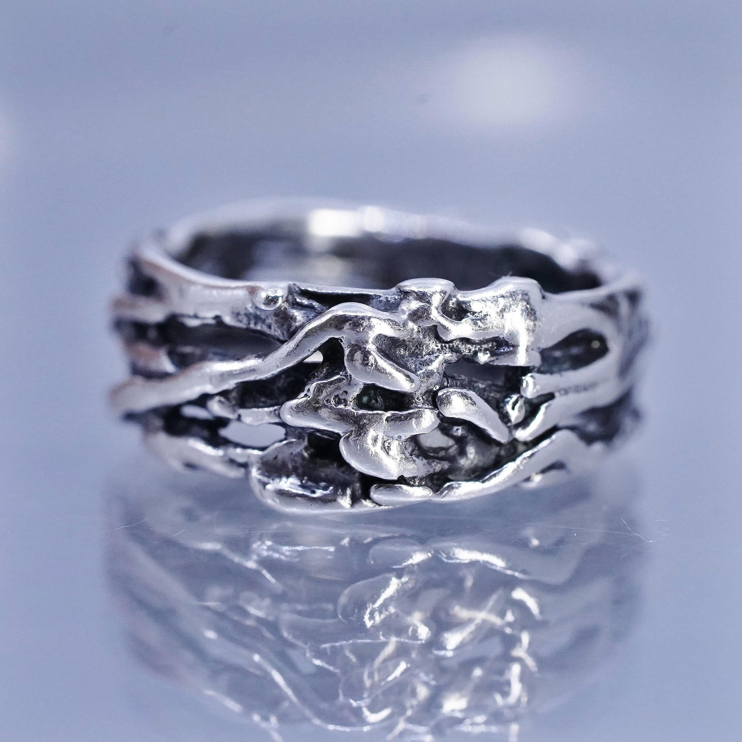 Size 5, southwestern Sterling 925 silver handmade ring, liquid silver band