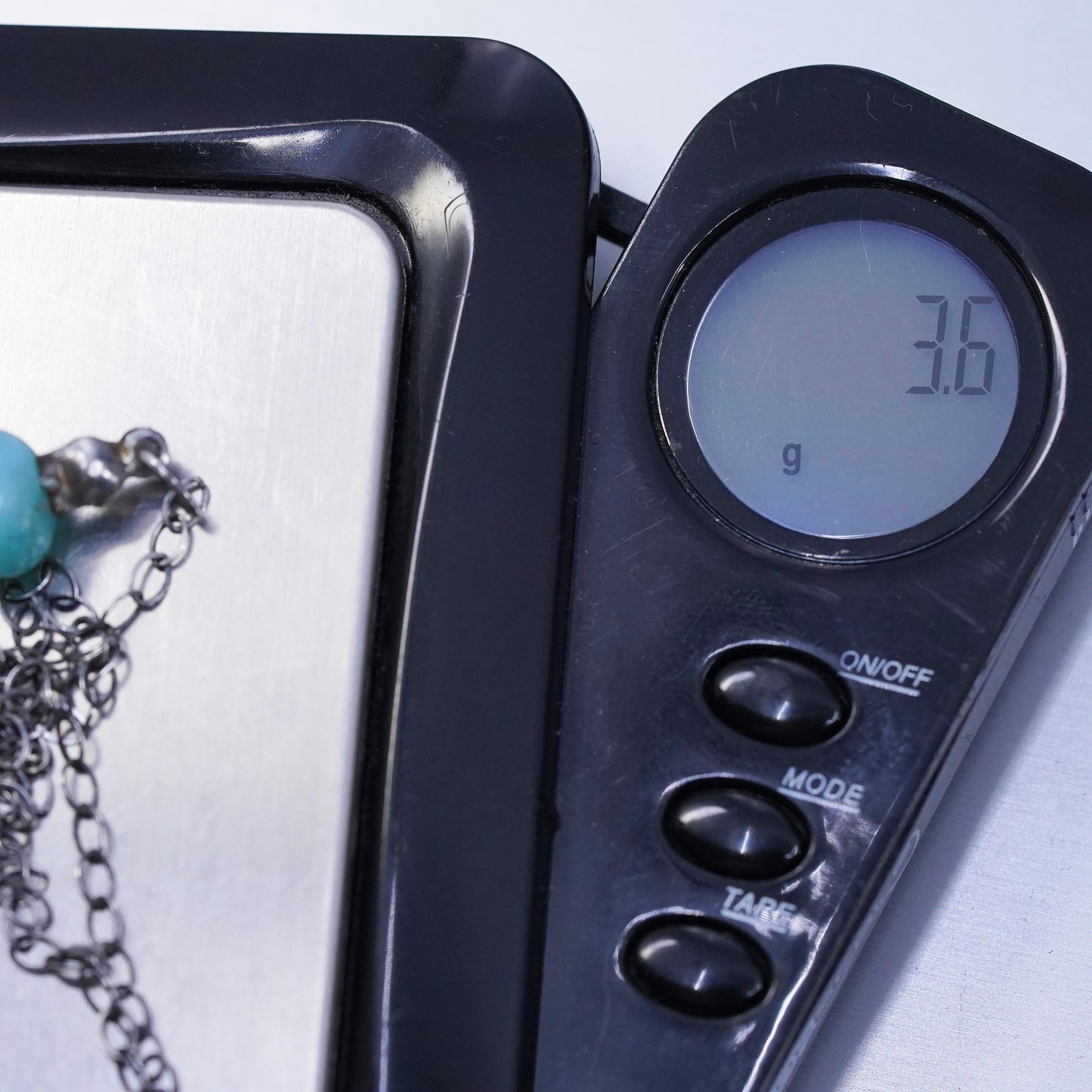 18”, Sterling 925 silver flatten circle chain necklace w/ larimar bead pendant