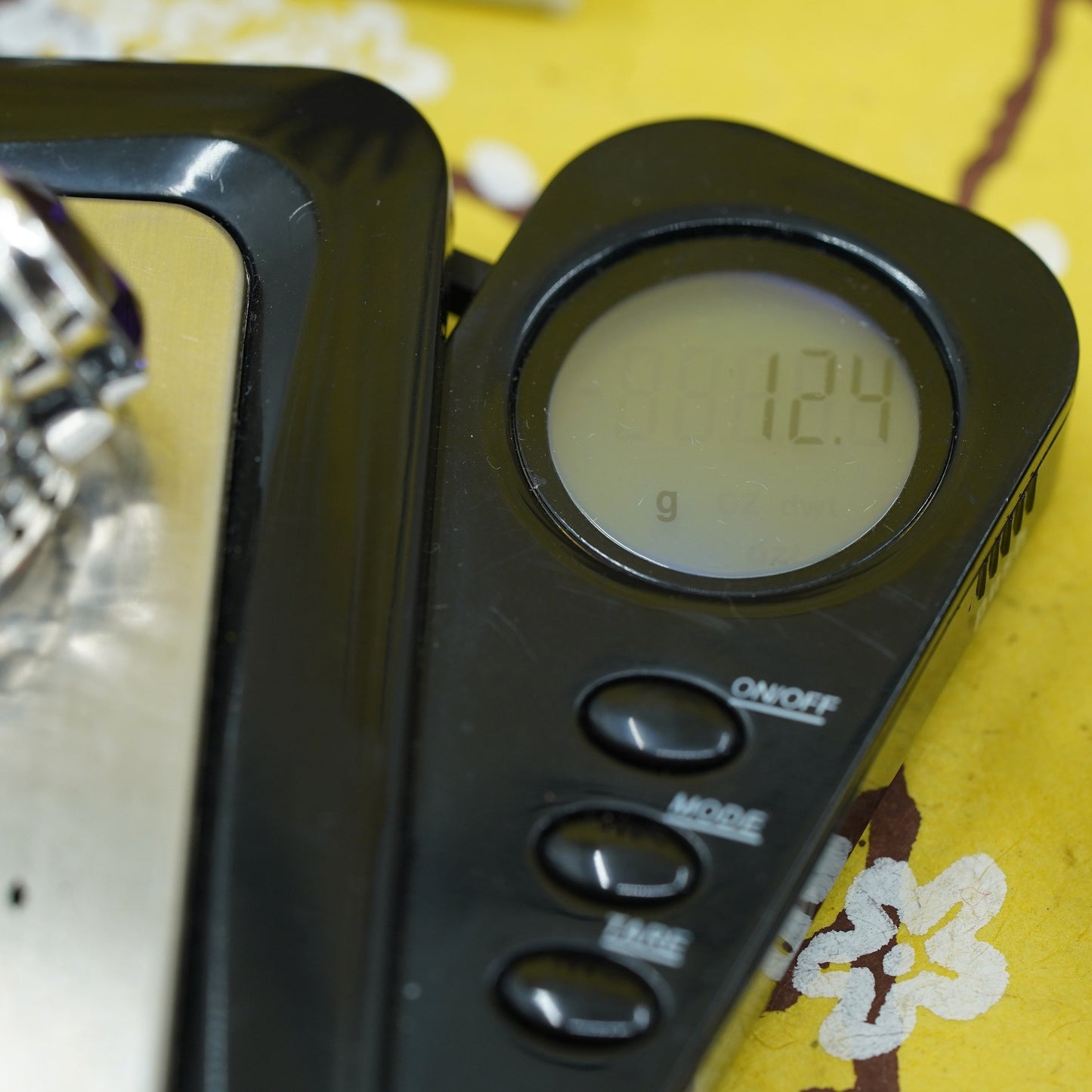 Size 7.5, vintage Sterling 925 silver handmade ring with amethyst bead textures