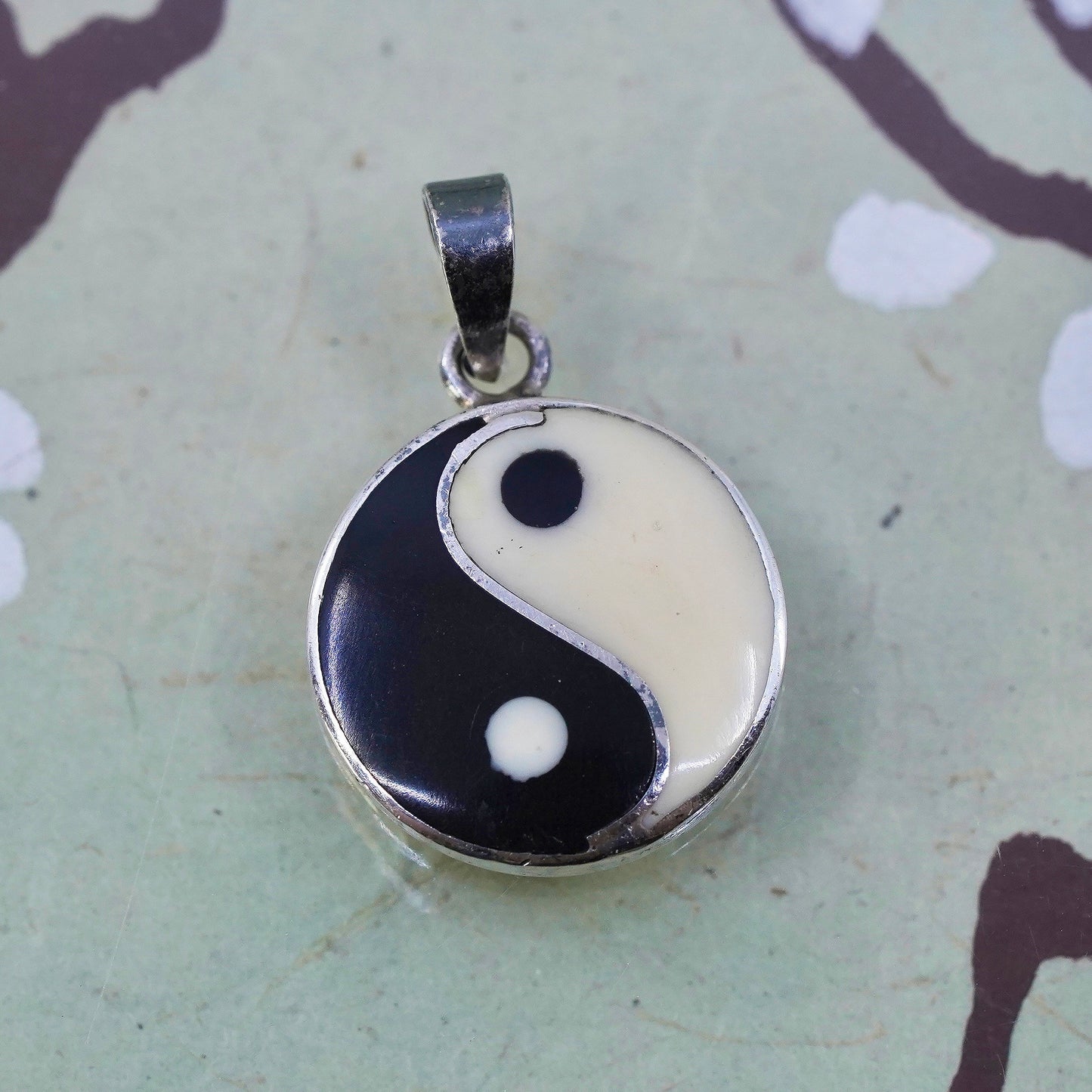 Vintage sterling silver handmade pendant, 925 yin yang circle with enamel inlay