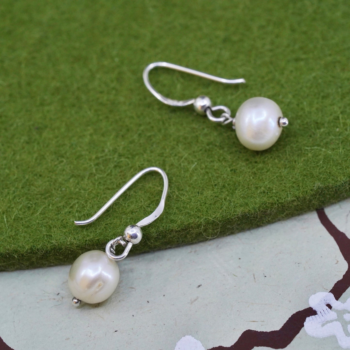 vintage Sterling 925 silver handmade earrings with freshwater pearl