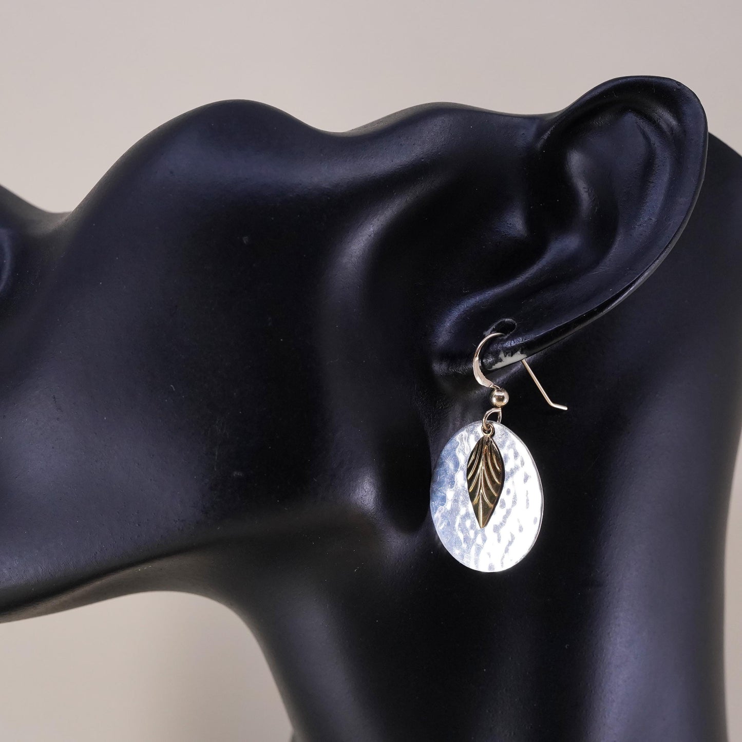 Vintage Sterling 925 Silver Hammered oval disc Earrings yellow gold leaf charms