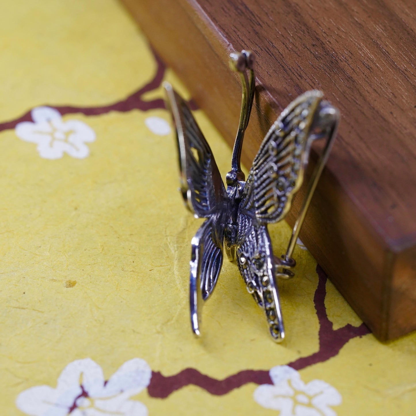 Art Deco southwestern sterling silver butterfly brooch movable wings marcasite