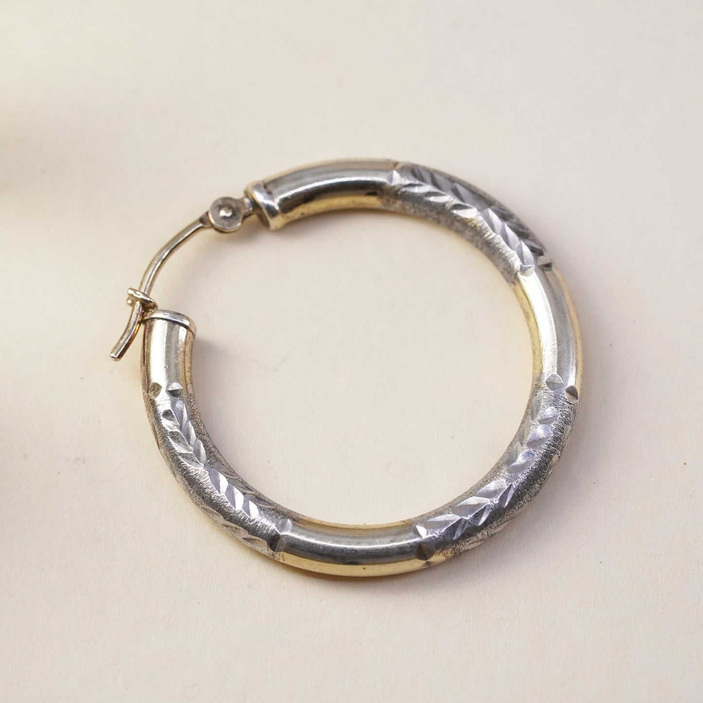 1", Vintage 1/20 10K yellow gold sterling silver single earring, textured hoop