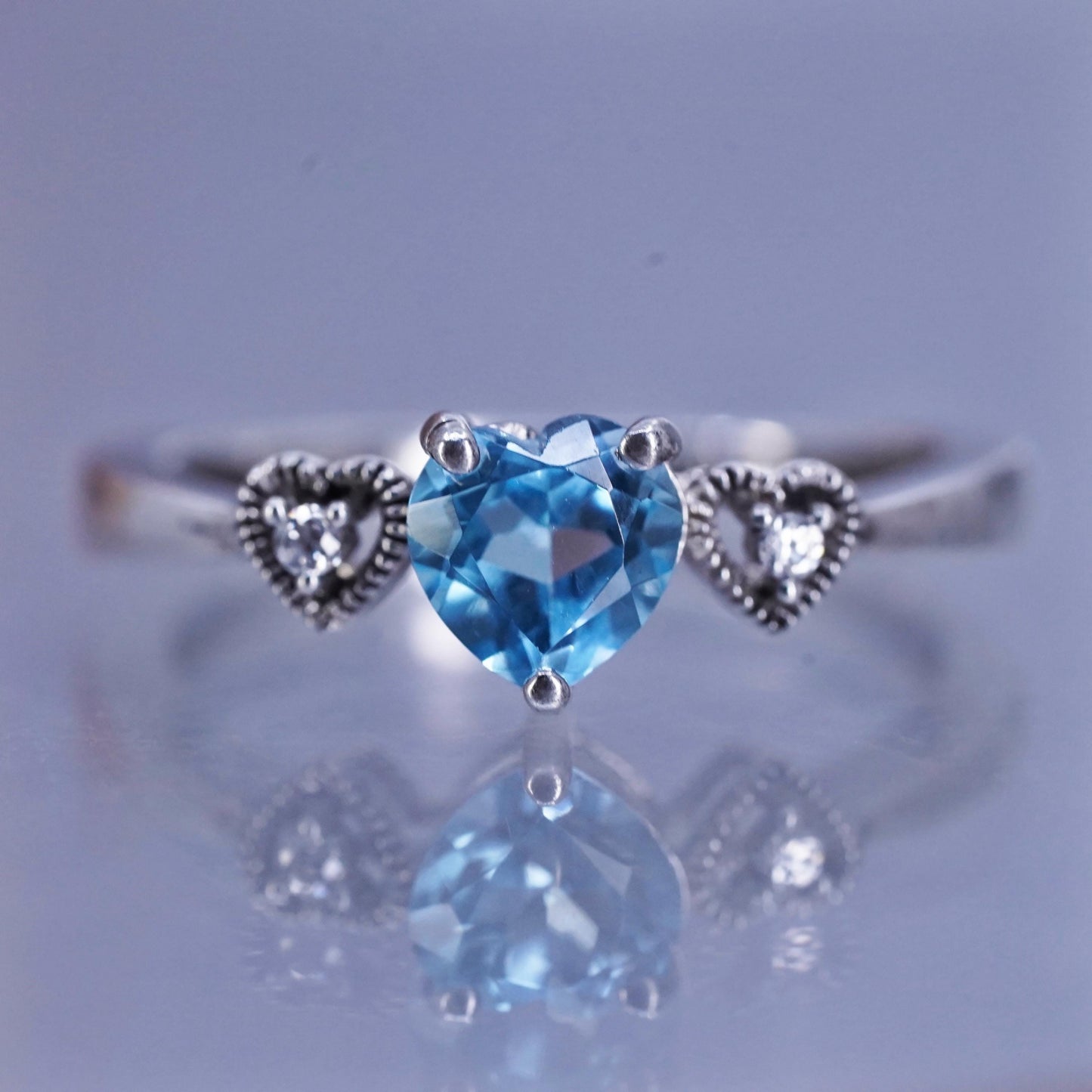 size 7, vintage Sterling Silver 925 Ring engagement TOPAZ ring, heart with cz