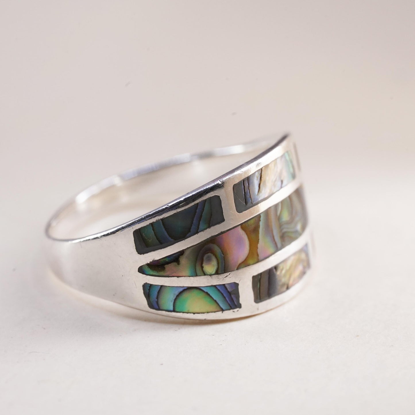 Size 8, Vintage sterling silver handmade ring, 925 band with abalone inlay