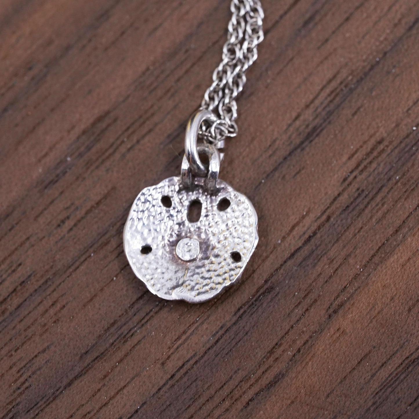 20”, Sterling Silver 925 Singapore rope chain necklace 925 sand dollar pendant