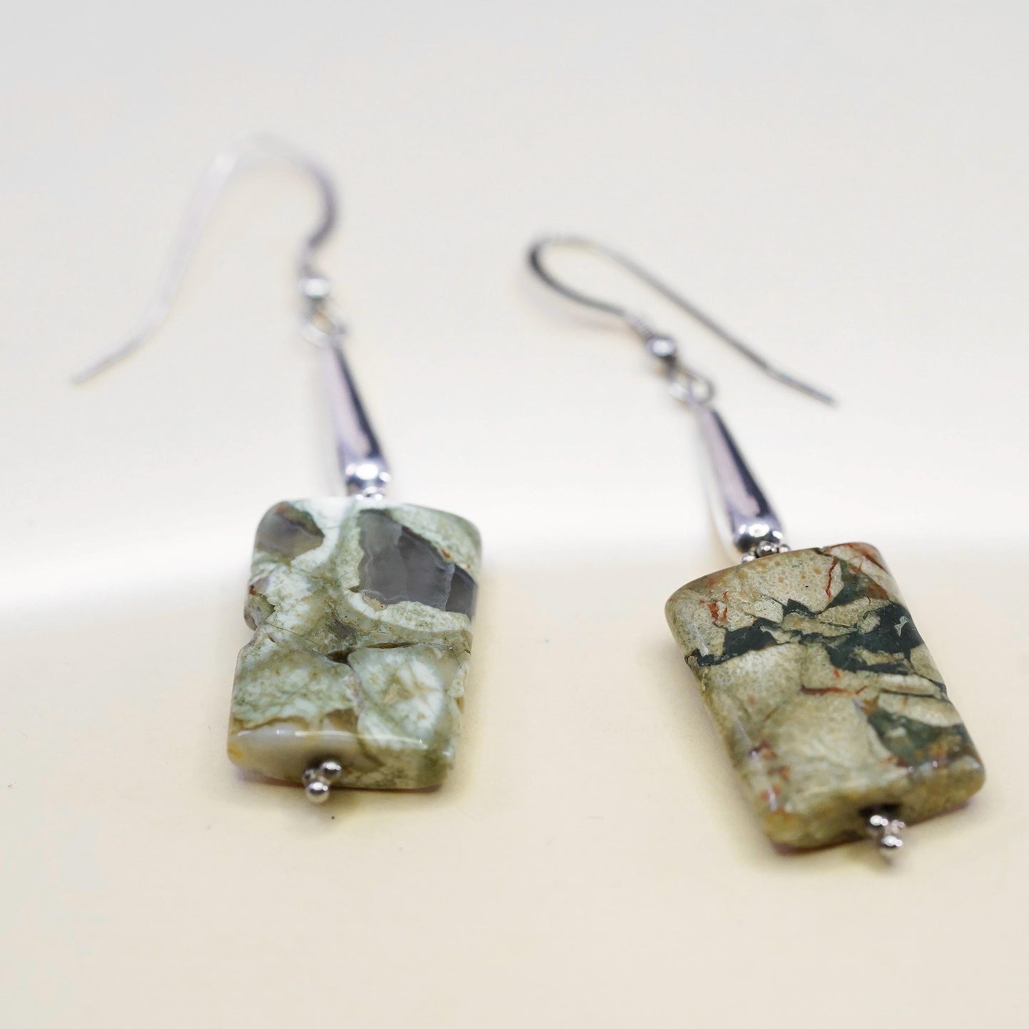 Vintage Sterling silver handmade earrings 925 silver teardrop green agate drops
