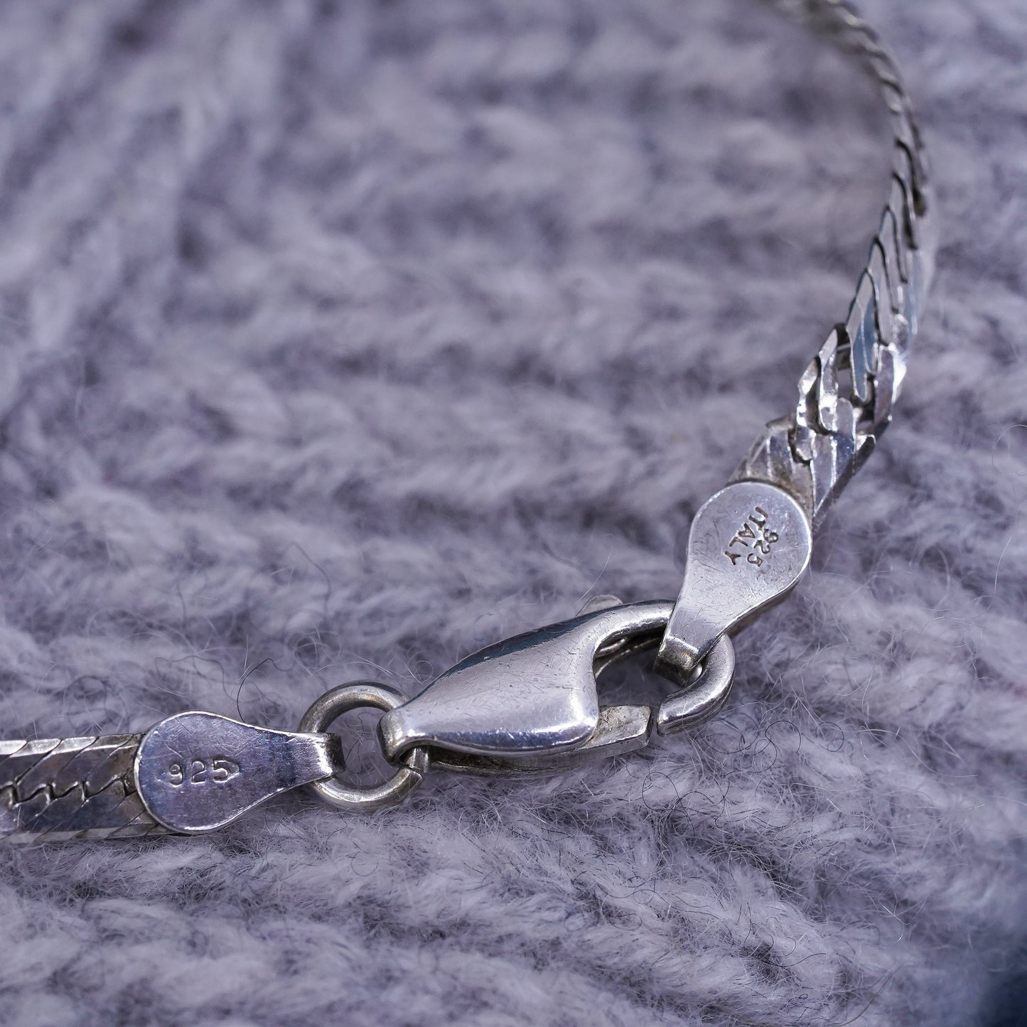 7”, Sterling silver handmade bracelet, heart textured 925 herringbone chain