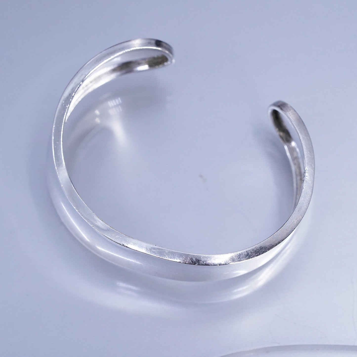 6.25”, Mexican Sterling 925 silver handmade bracelet, wide ribbed wide cuff