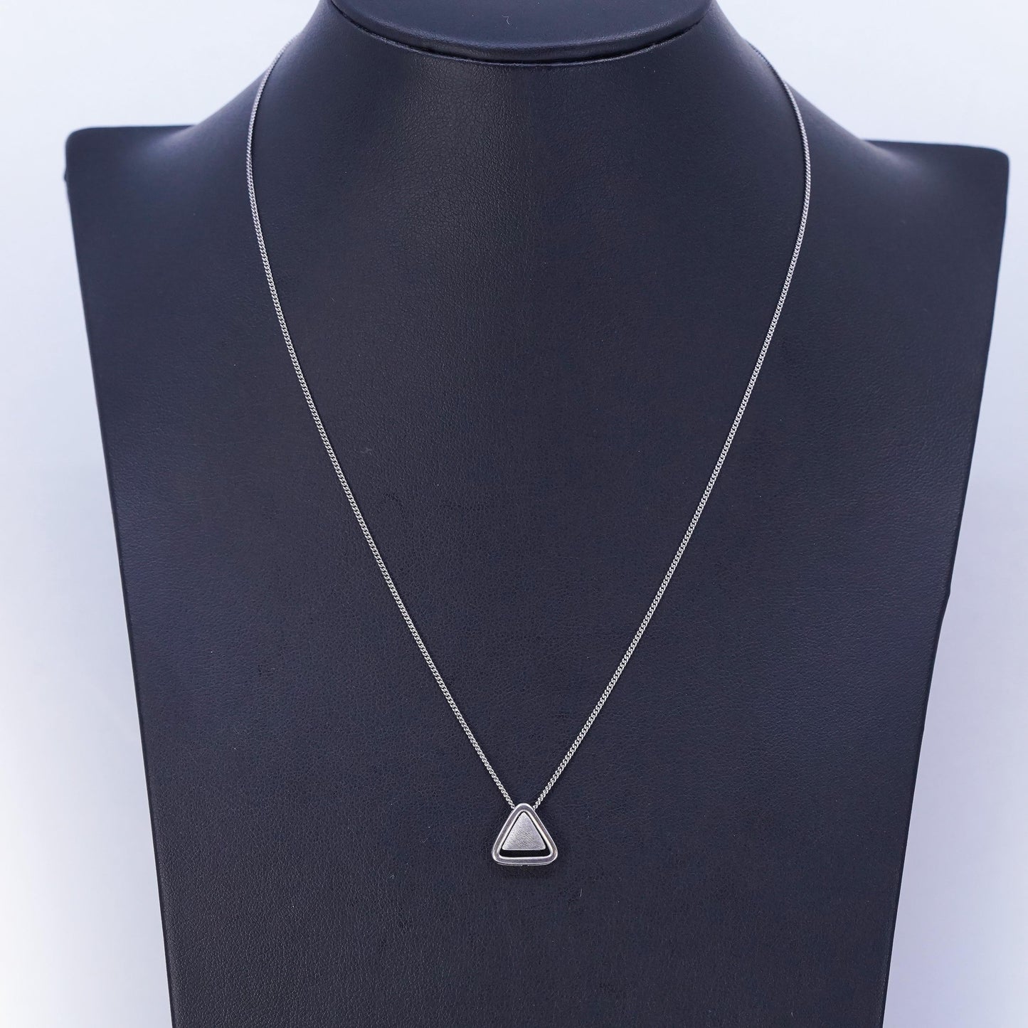 16+1”, vintage Sterling 925 silver curb chain necklace with triangular pendant