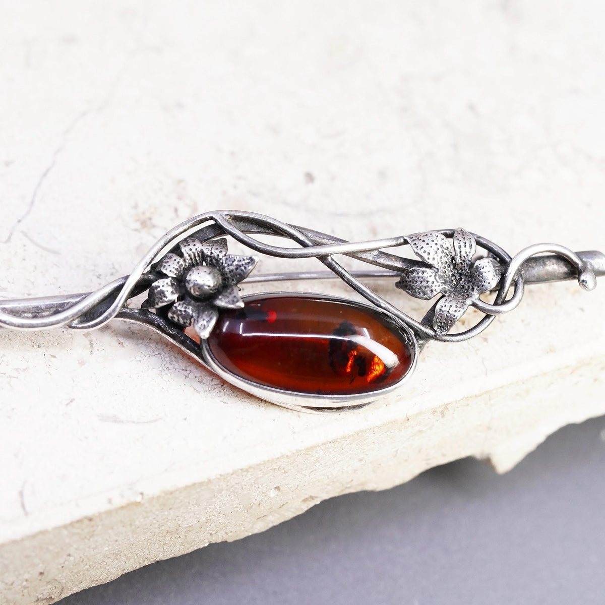 Sterling 925 Silver Amber Brooch Pin, Floral Vine Baltic pendant, Art Nouveau