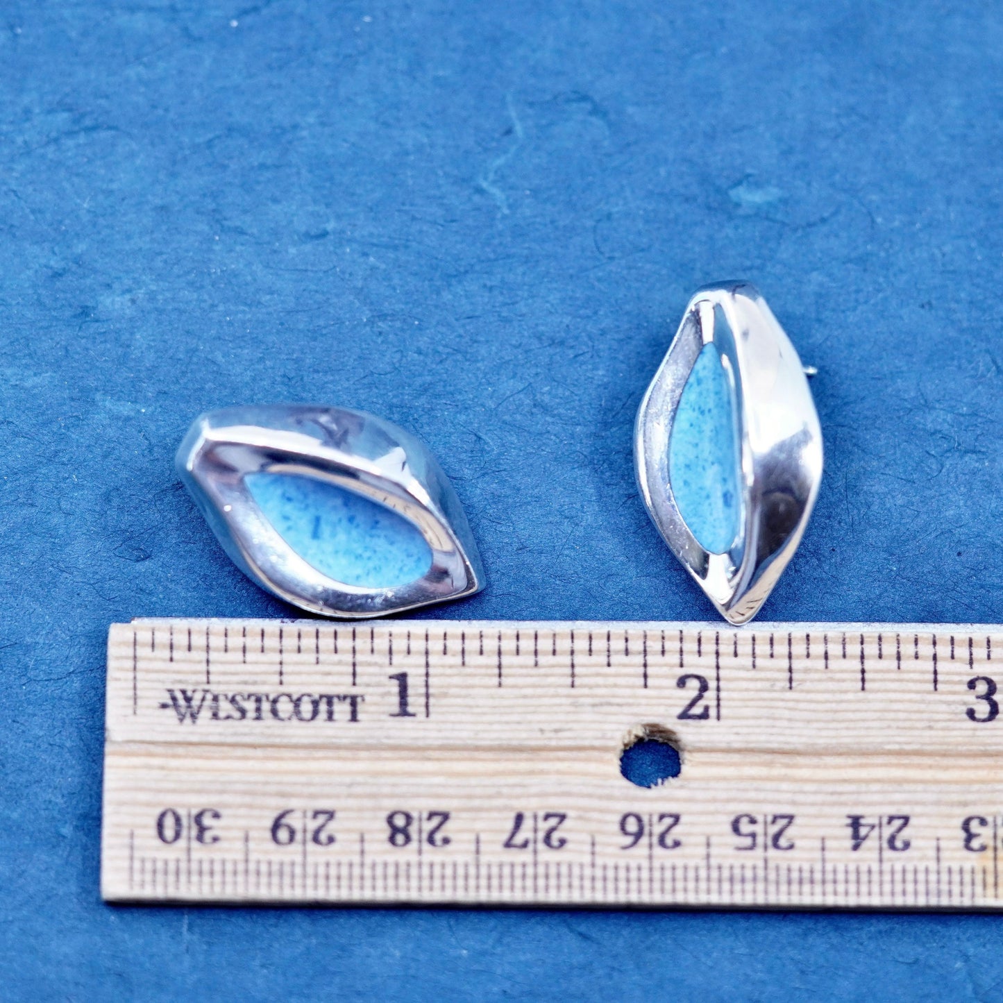 Mexican sterling silver handmade earrings, 925 ribbed studs denim lapis lazuli
