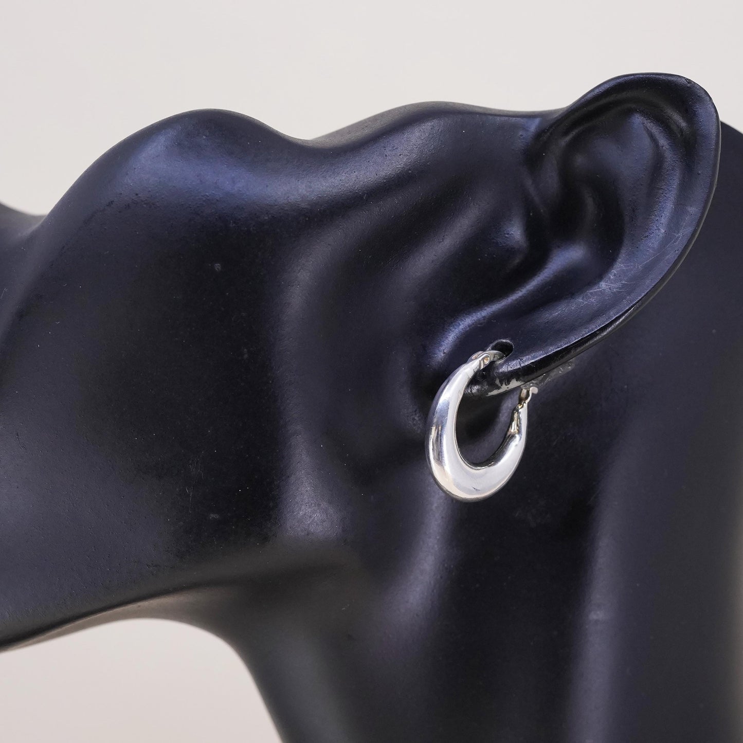 0.75", Vintage sterling silver loop single earring, fashion primitive hoop
