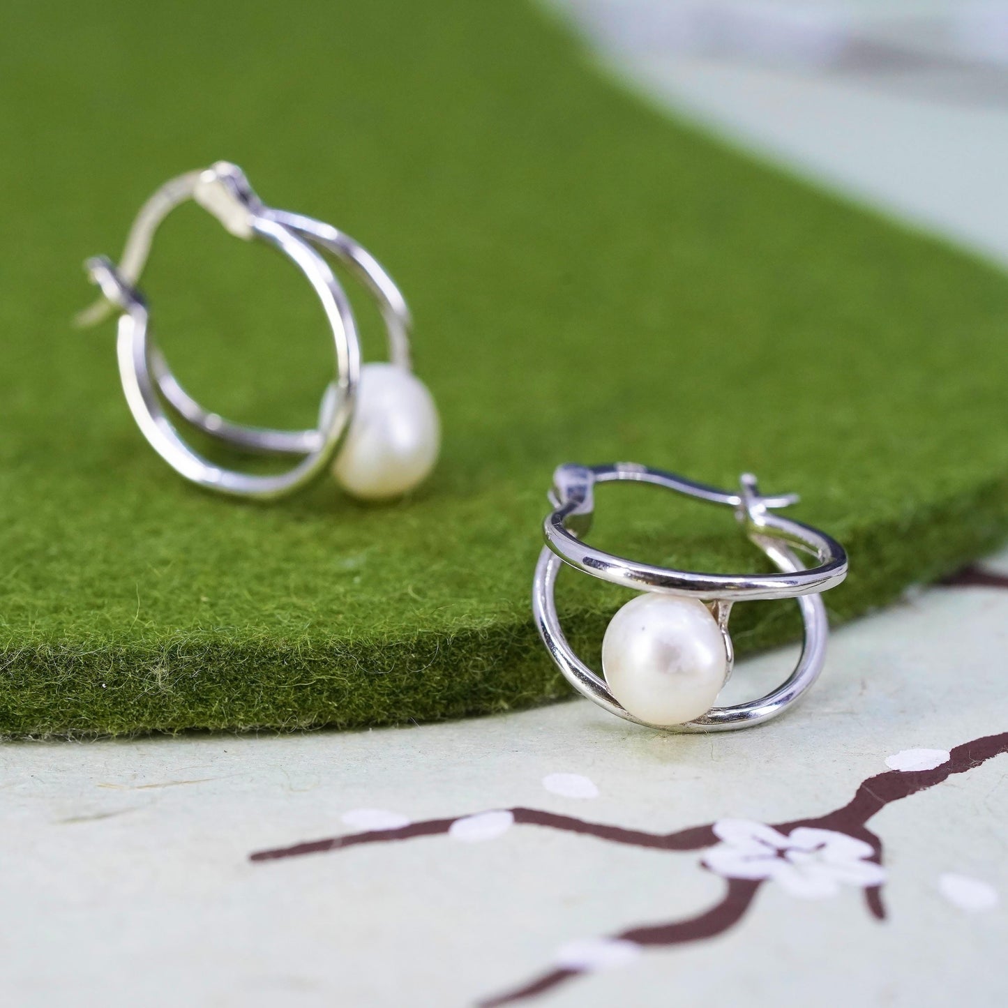 0.75", Vintage sterling silver loop earrings, fashion primitive hoops w/ pearl