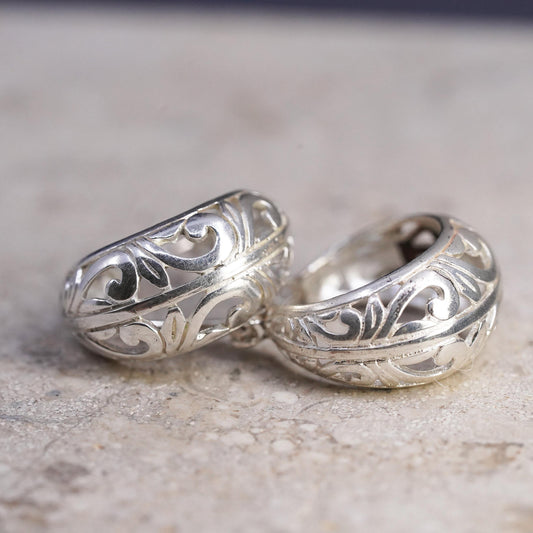 0.75", VTG Italian Sterling silver handmade earrings, 925 filigree hoops Huggie