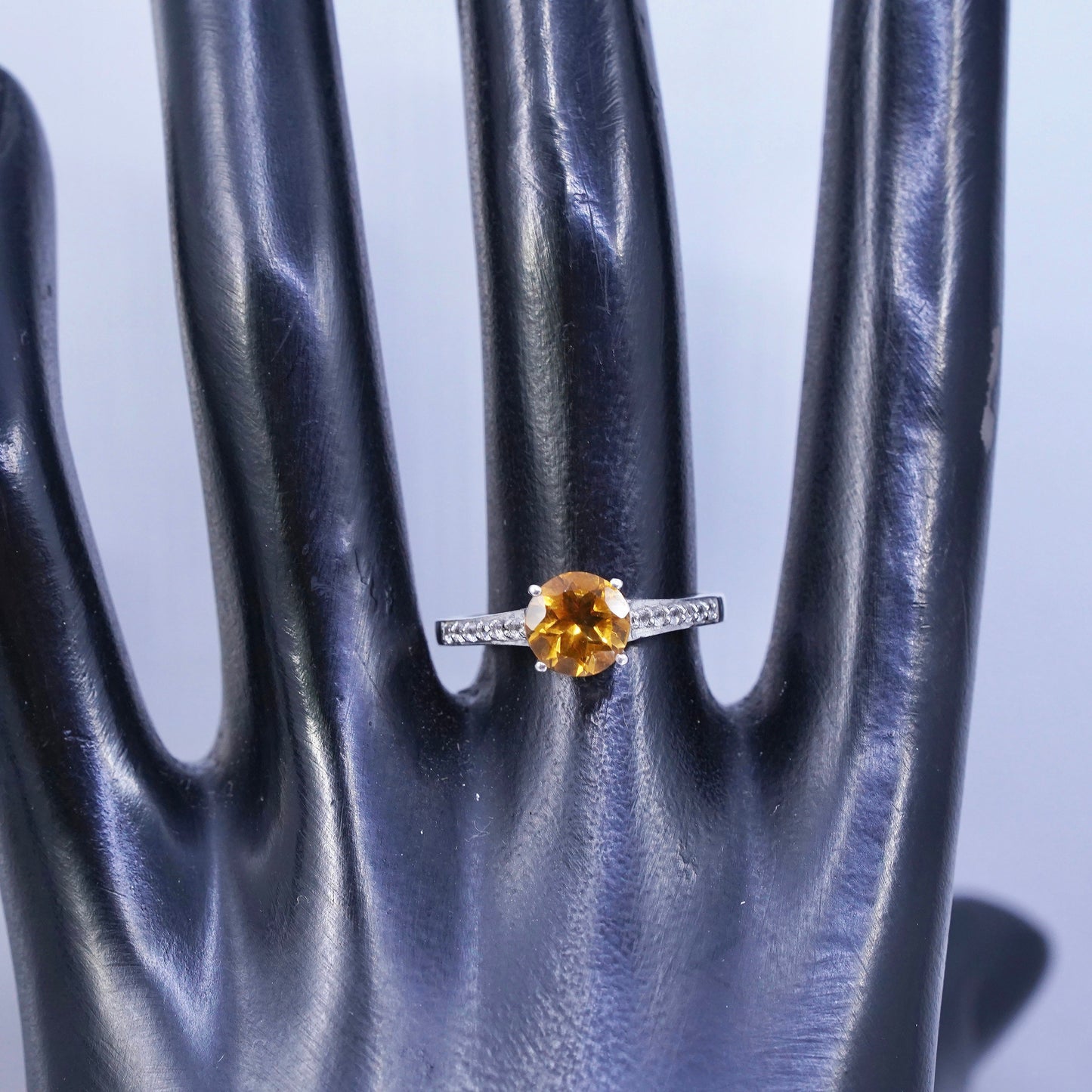 Size 8, vintage Sterling 925 silver handmade ring with circle citrine