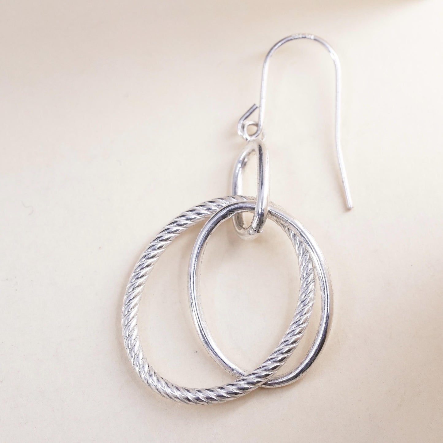 1.5", Vintage sterling 925 silver single earring, entwined minimalist hoops