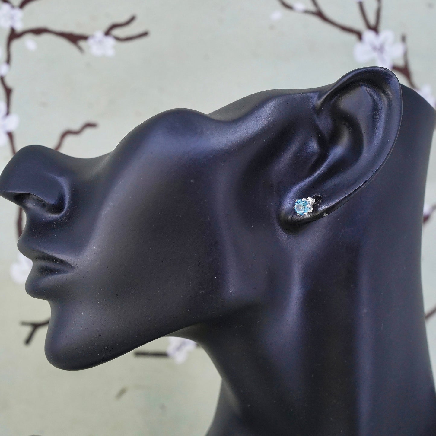 4mm, Vintage sterling silver earrings with blue topaz, 925 studs