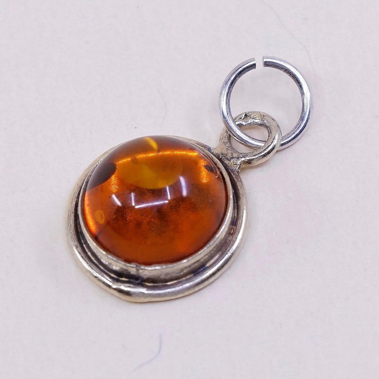VTG Sterling silver handmade pendant, Mexico 925 w/ round Amber